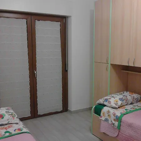 Apartment. Primavera Apartmán LʼAquila